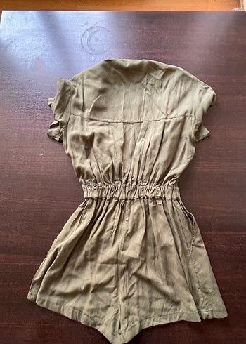 Asker yeşili V Yaka Kadın kısa Tulum - Görsel 4