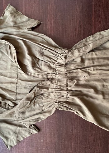 Asker yeşili V Yaka Kadın kısa Tulum - Görsel 2