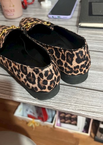 Kahverengi Leopar Desenli Tokalı Kadın Loafer - Görsel 3