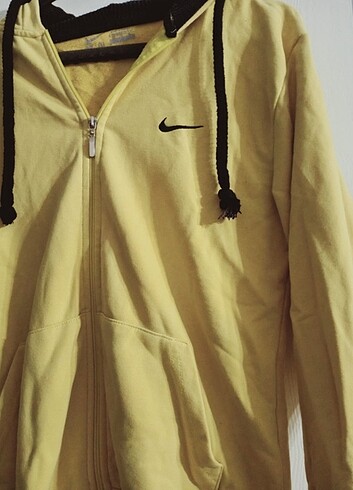 Nike hirka