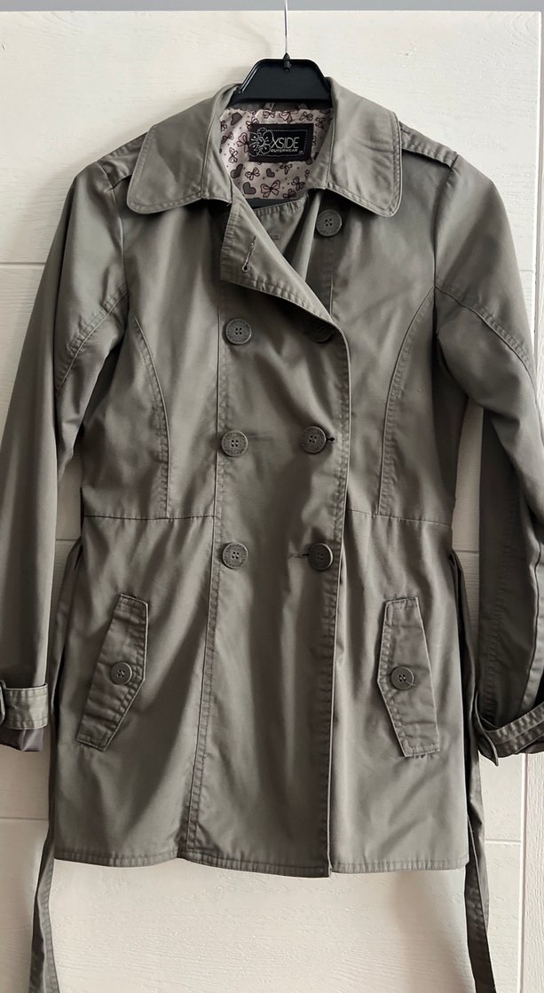 Yeşil Düğmeli Midi Trençkot - Görsel 2