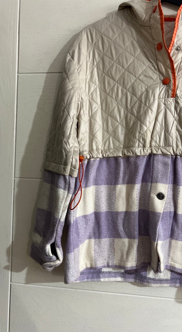 Kapüşonlu Düğmeli Gri Kadın Ceket - Görsel 2