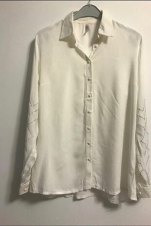 Forever 21 Ekru kolları ışıltılı şık gömlek#Yeni