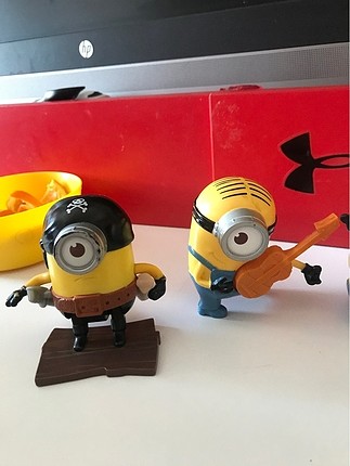Beden Renk minyonlar figürleri set