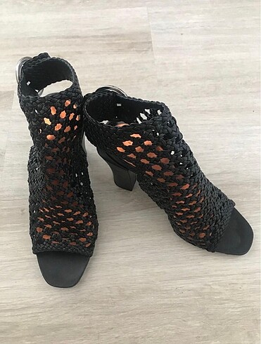 Zara kalın topuklu ayakkabı