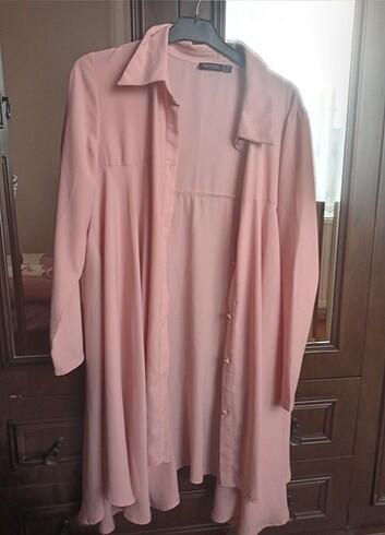 Pembe Tunik