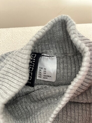 H&M H&M göğüs dekolteli boğazlı bluz
