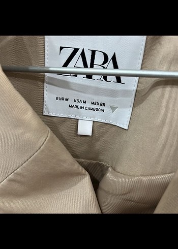 Zara Kemerli Kısa Kadın Trençkot - Görsel 3