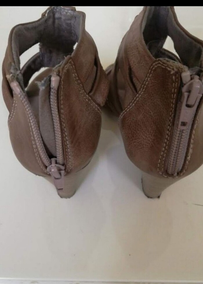 Bayan 38 numara ayakkabı. - Görsel 2