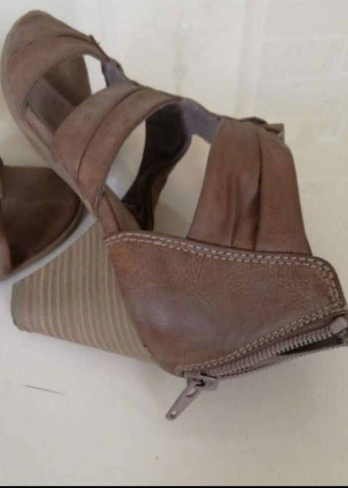 Bayan 38 numara ayakkabı. - Görsel 5