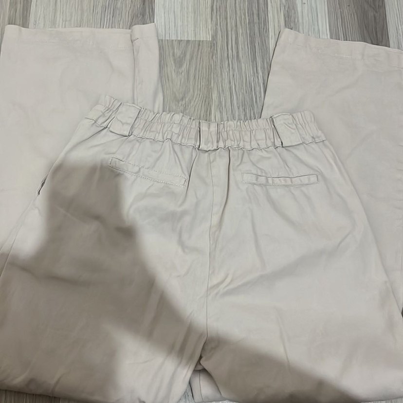 Bej Düğmeli Bol Kesim Keten Pantolon - Görsel 3