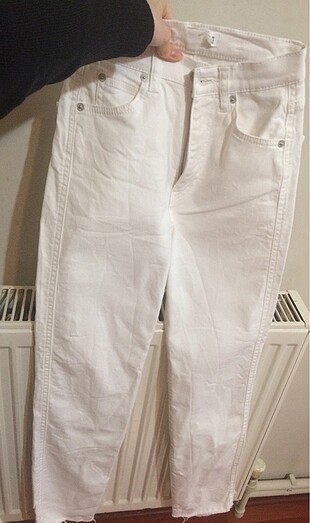 PULL AND BEAR MARKA MOM JEAN
