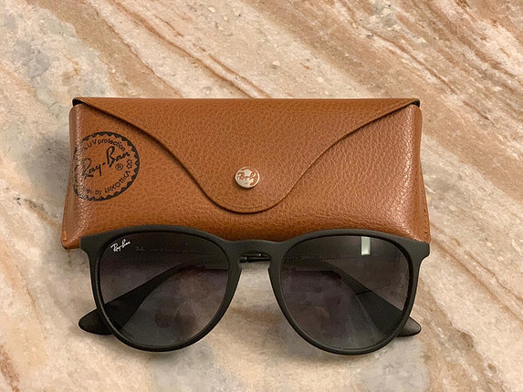 Rayban güneş gözlüğü