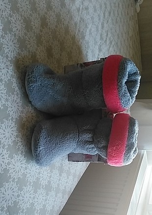 Diğer Konforlu ev botu.Peluş