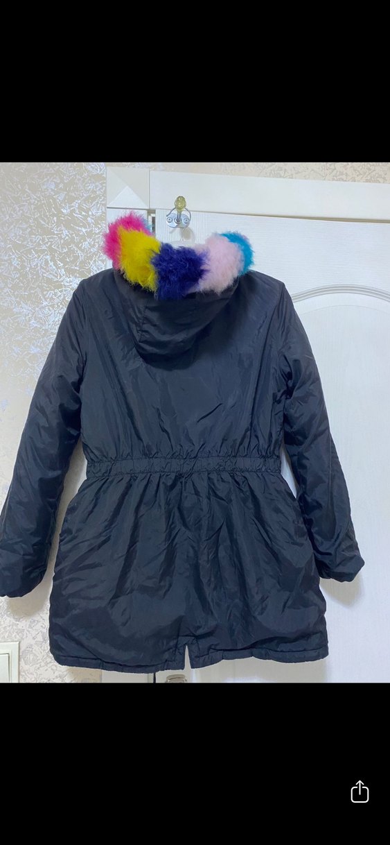 LCW Kapüşonlu Renkli Kürk Detaylı Kız Mont - Görsel 3