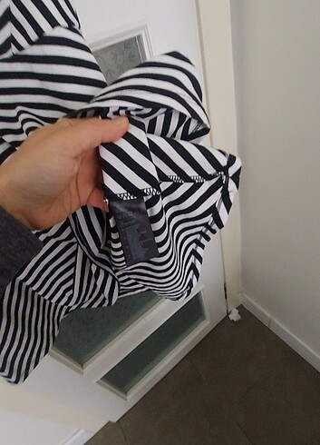 H&M H&M divided elbise sadece 1 kez giyilmiştir.Sıfırdan farkı yok