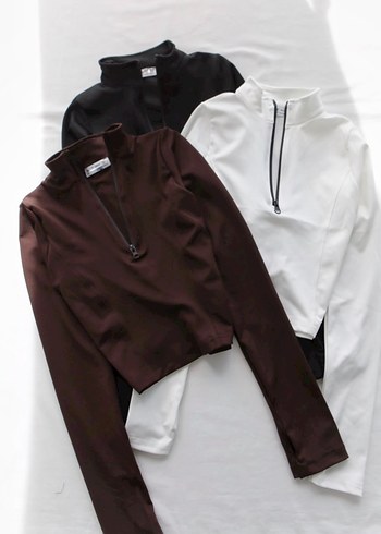 Fermuarlı Yarım Boğazlı Sweatshirt