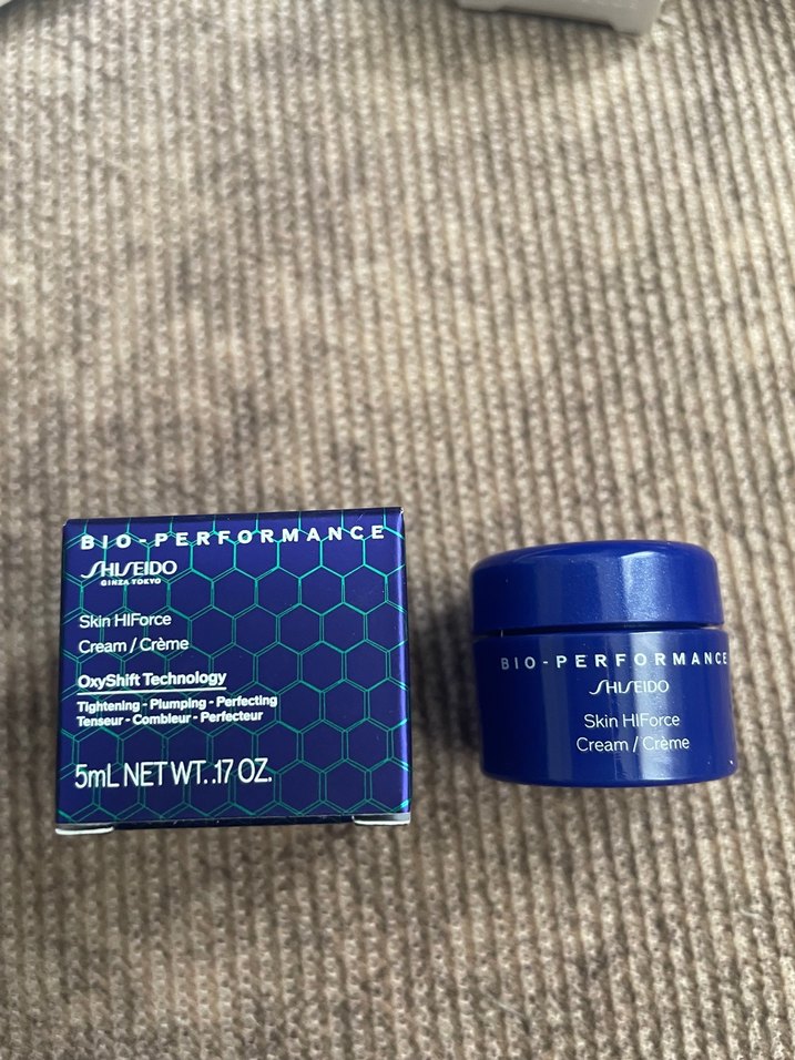 Shiseido Bio-Performance Parlatıcı Krem 5ml - Görsel 3