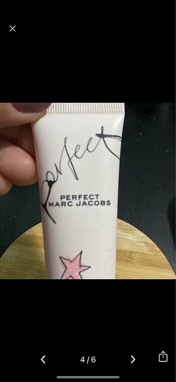 Marc jacobs vücut losyonu - Görsel 3