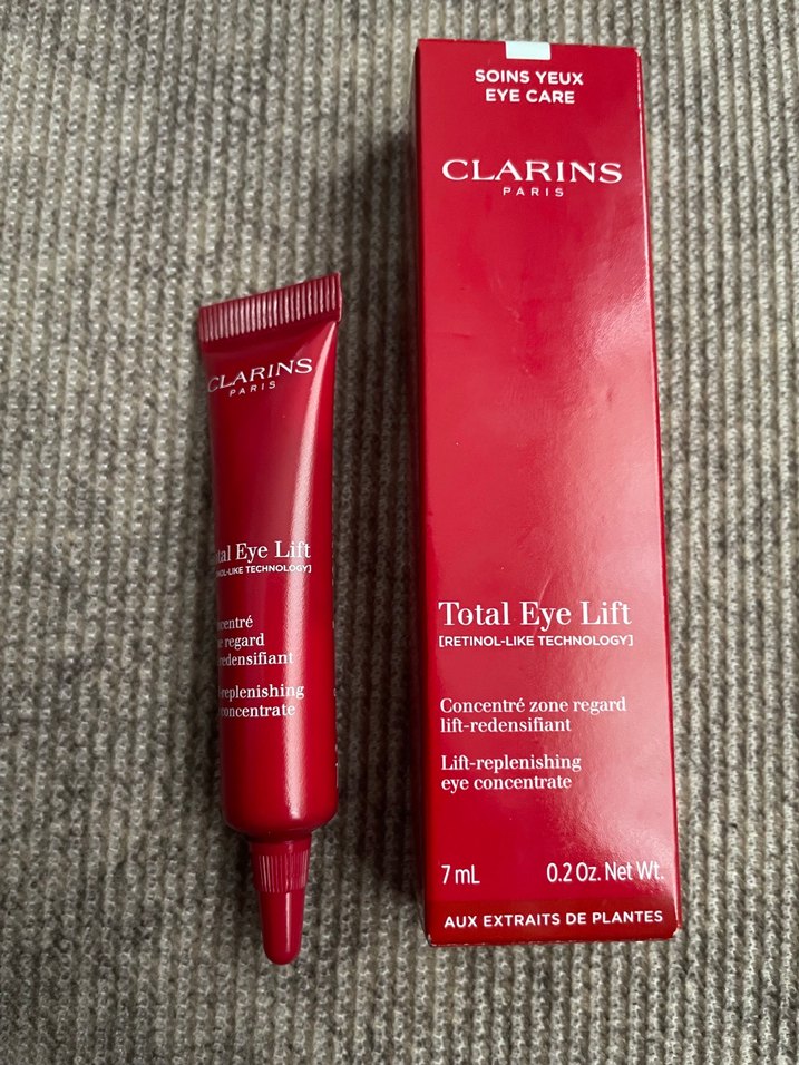 Clarins Total Eye Lift Göz Bakım Konsantresi 7ml - Görsel 4