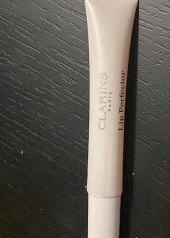 Clarins Lip Perfector Parlatıcı - Görsel 4