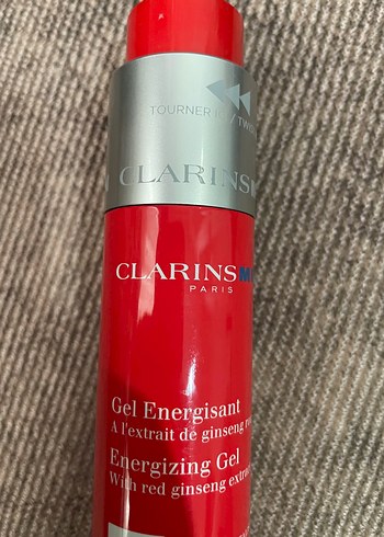 Clarins erkek nemlendirici krem - Görsel 8