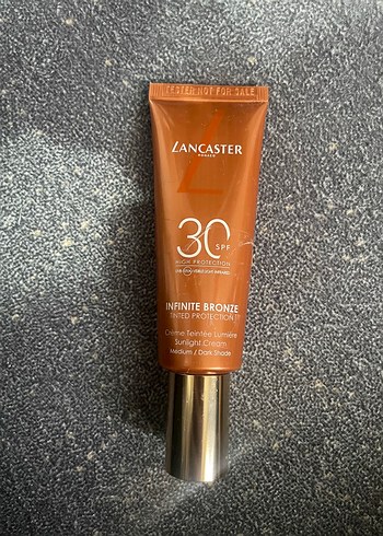 Lancaster SPF 30 Infinite Bronze Güneş Kremi - Görsel 2