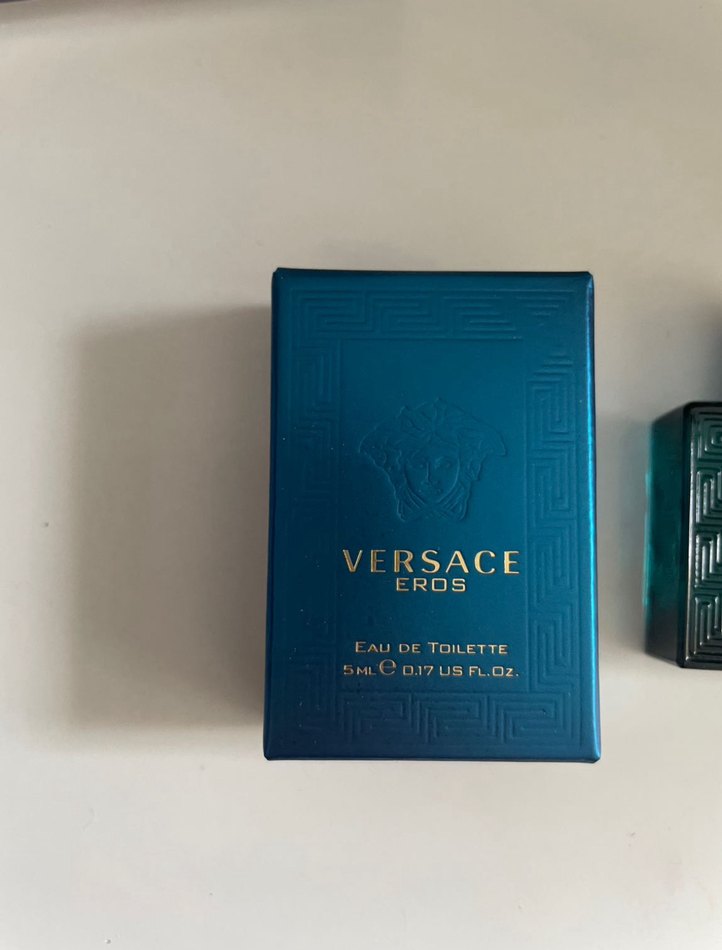 Versace Eros Erkek Parfümü 5 ml - Görsel 2
