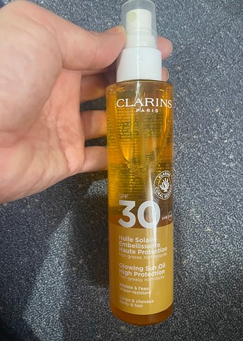 Clarins SPF 30 Yüksek Koruma Parlak Güneş Yağı - Görsel 7
