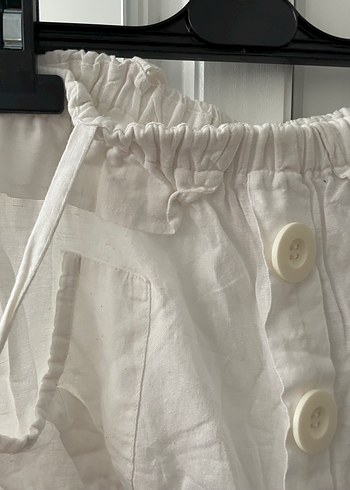 Beyaz Düğmeli straplez badi - Görsel 6