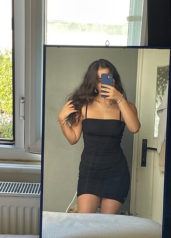 Siyah elbise