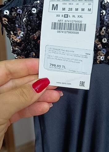 m Beden siyah Renk Toplu yüklüyorum beğendiğiniz elbiseler için yazınız 