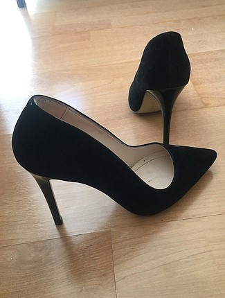 siyah stiletto ayakkabı 