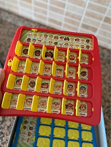  Hasbro Bil bakalım kim