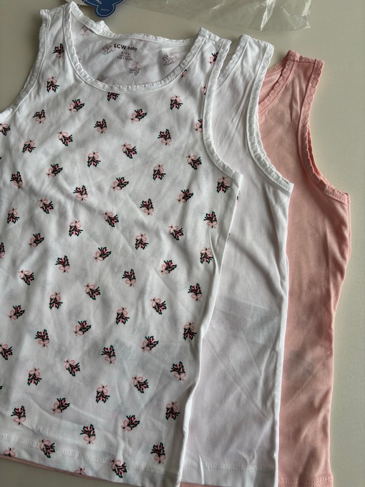 Çiçek Desenli Beyaz ve Pembe Çocuk Atlet LCW - Görsel 2