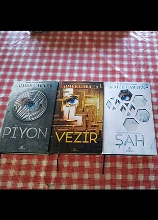 Piyon vezir şah serisi