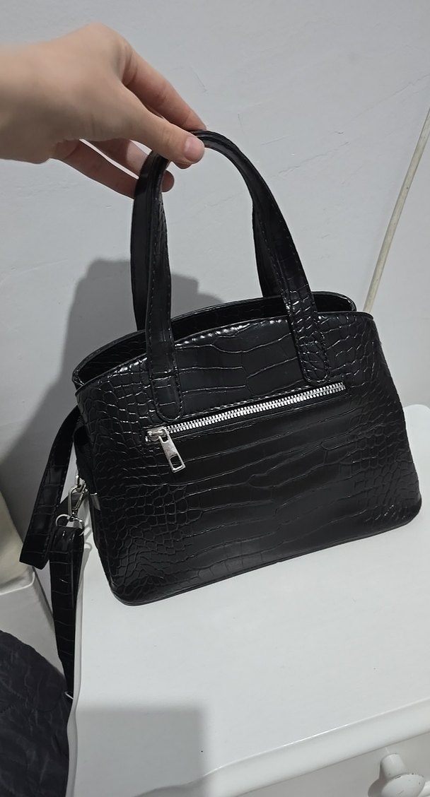 Siyah Yılan Desenli Deri Kadın Çanta lcw - Görsel 2