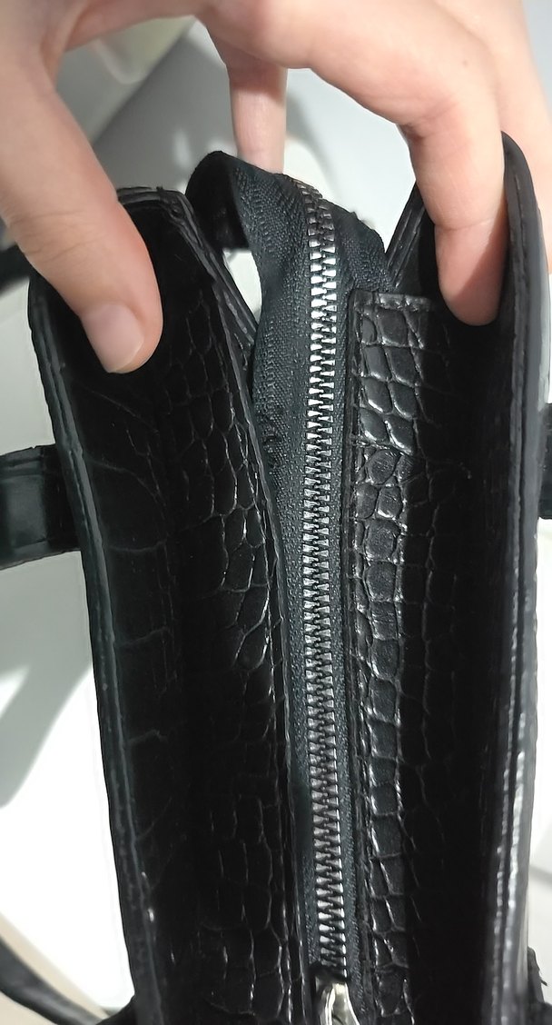 Siyah Yılan Desenli Deri Kadın Çanta lcw - Görsel 5