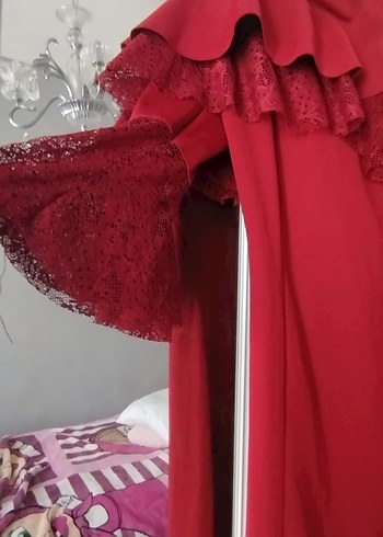 Bordo Uzun Straplez Fırfırlı Kadın Abiye - Görsel 2