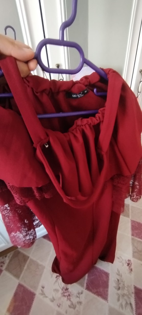 Bordo Uzun Straplez Fırfırlı Kadın Abiye - Görsel 5