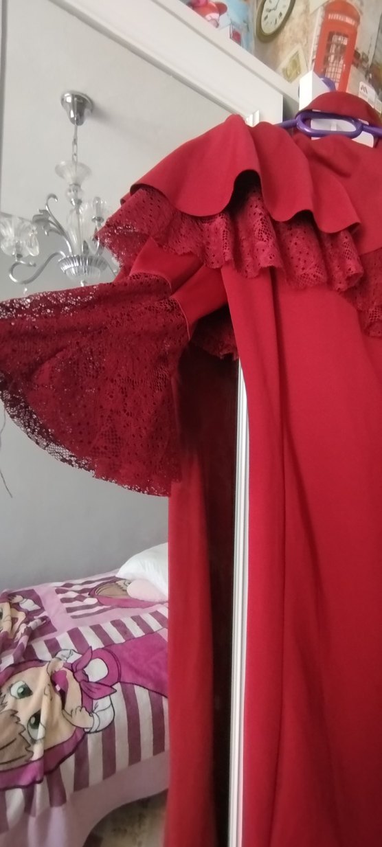 Bordo Uzun Straplez Fırfırlı Kadın Abiye - Görsel 2