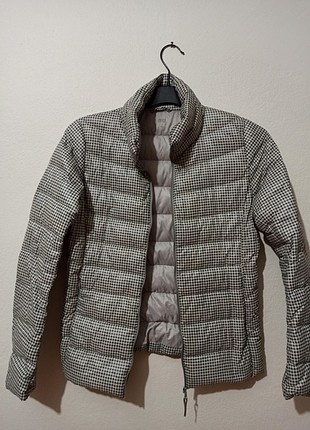 UNIQLO LIGHT DOWN