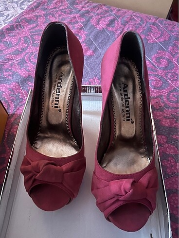 Pembe barbi