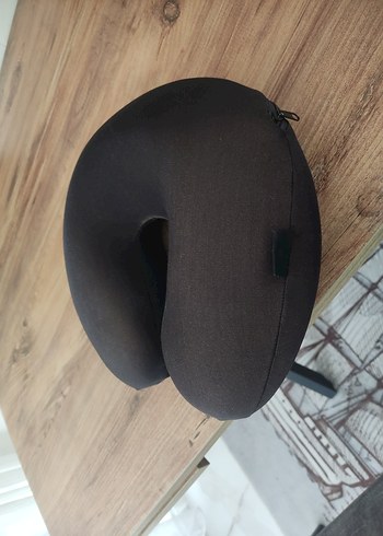 Siyah Boyun Destek Yastığı - Görsel 2