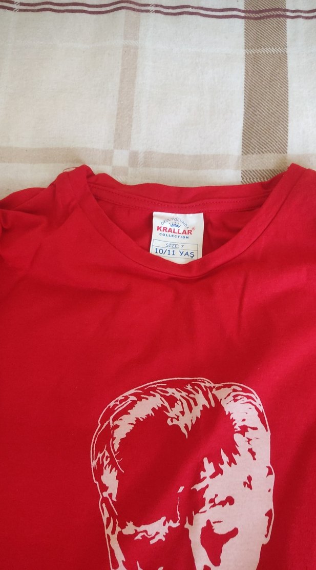 Çocuk Kırmızı Baskılı Pamuk Tişört - Görsel 2