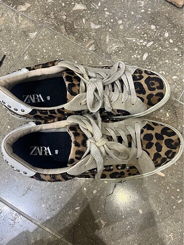 40 Beden Leopar desenli ayakkabı