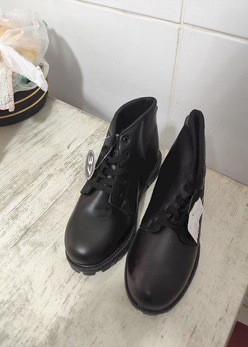 LC Waikiki Unisexs Lastik Spor Botlar 37 Numara