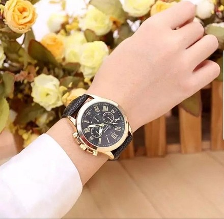 universal Beden Siyah saat unisex SIFIR
