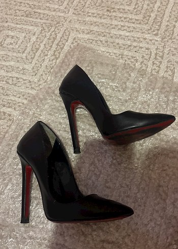 36 Beden siyah Renk Siyah deri stiletto