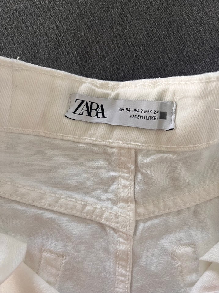 Beyaz Mini Kot Şort, Rahat Kesim, Günlük - Görsel 3